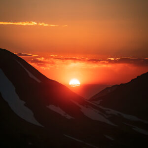 Mountain Pass Sunset – Rocky Mountain National Park Photography